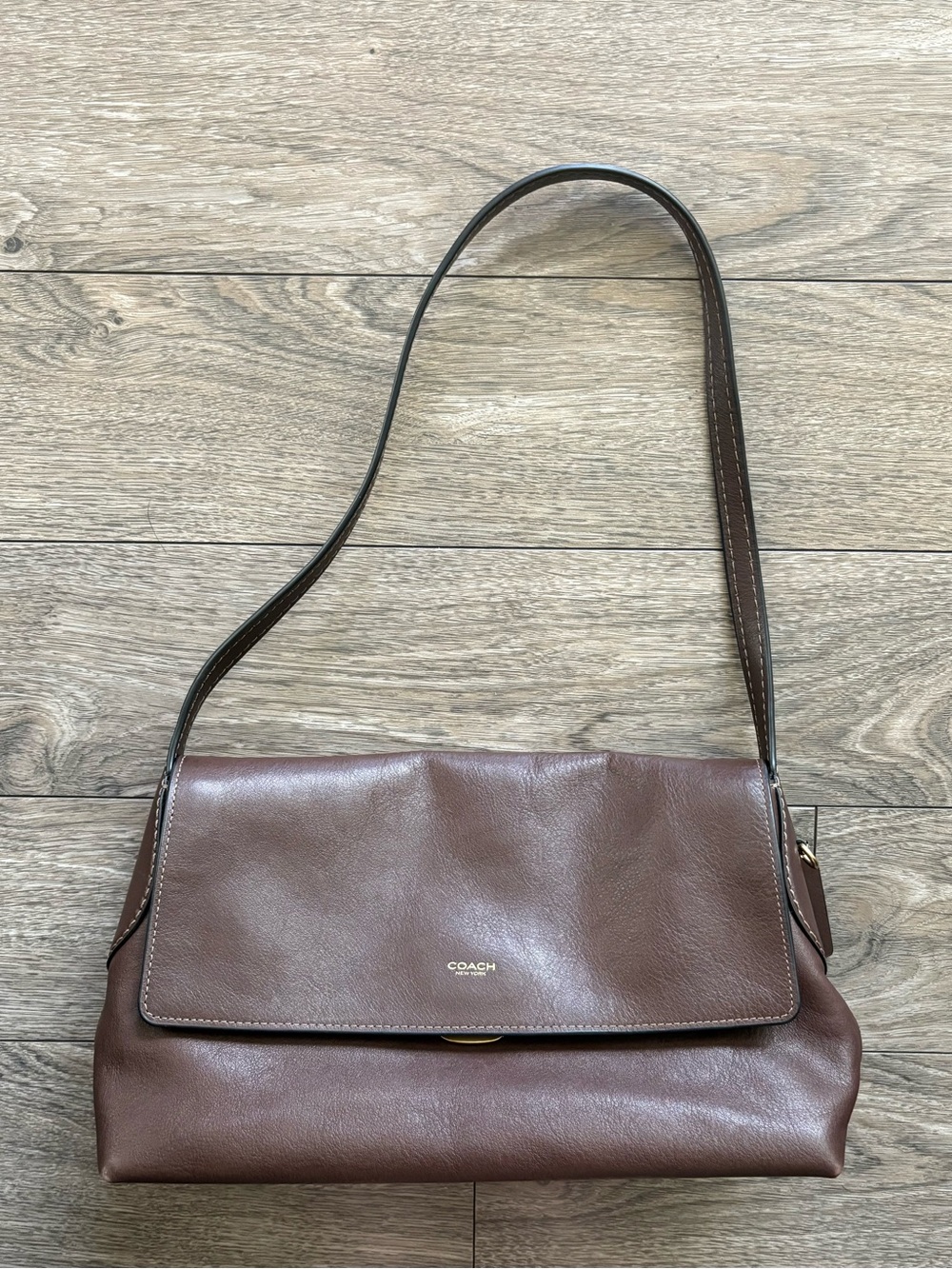 Coach Chelsea 30